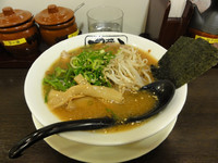 「味噌らぅめん」@らぅめん凡蔵屋 西武高槻ショッピングセンター店の写真