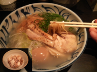 「鶏そば＋味玉＋くずチャーシュー、のち替玉」@自家製麺 鶏そば 三歩一の写真