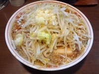 「ラーメン（650円）ニンニクカラメ」@ラーメンこじろう 526 武蔵小杉店の写真