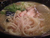 「とろ玉ラーメン 880円」@麺匠 一本道の写真