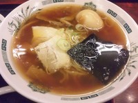 「中華そば＋味玉＋ビール＋餃子」@日高屋 川崎銀柳街店の写真