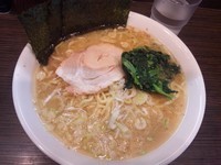 「中盛ラーメン(硬め) ￥700」@大黒家製麺 赤塚店の写真