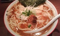 「学生ラーメン 大盛り（５００円）」@らーめん よし丸の写真