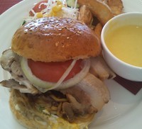 「安養寺ラーメンバーガー　（プレート）」@ベーカリーテラス ポアンの写真