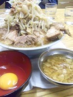 「国産豚メン（ヤサイ・アブラ・ニンニクちょっと）」@ラーメン富士丸 北浦和店の写真