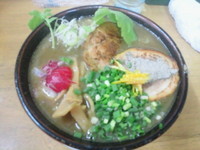 「豚と煮干しのらーめん（拳骨＆3種の鰯煮干し）」@MENYA 食い味の道有楽の写真