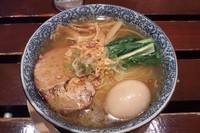 「塩味玉そば」@麺屋 空海 北千住店の写真