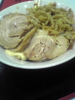 「まぜそば　豚Ｗ　全マシ」@ジャンクガレッジ アリオ倉敷店の写真