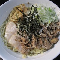 「肉煮干油そば￥７００」@極肉煮干あかこっこの写真