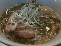 「【期間限定】特濃煮干し（裏メニュー）780円＋味玉 130円」@麺創研かなで 改の写真