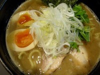 「豚骨魚介らーめん＋味玉」@麺や 楓雅 亀戸店の写真