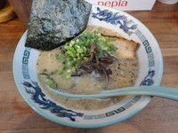 「らぁめん（650円）＋替え玉（100円）」@九州ラーメン 成竜の写真