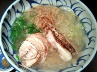 「鶏そば(680円)」@自家製麺 鶏そば 三歩一の写真