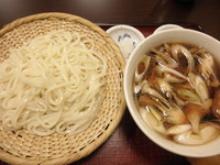 「鴨汁うどん　「980円」」@手打ちそば やまびこの写真