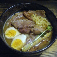 「特製ラーメン」@燈の車の写真