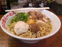 「ガッツ麺DX（780円）」@日の出らーめん 立川店の写真