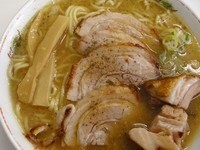 「中華そば（大盛）＋肉増しダブル」@肉屋の写真