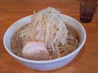 「ラーメン、特盛り」@ラーメン 麺処 なるとの写真