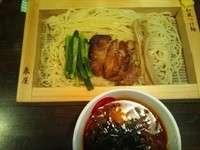 「辛玉つけそば（中）1.5玉　800円」@和風つけ麺 泉屋の写真