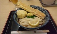 「ちく玉天ぶっかけ（冷）」@釜たけうどん 難波本店の写真
