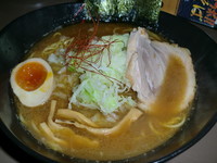 「平成中華そば　大盛り」@麺心 ざいおん 東御本店の写真