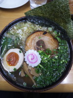 「煮干し蕎麦」@MENYA 食い味の道有楽の写真