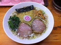 「七福 白醤油ラーメン（今） 700」@昭和歌謡ショーの写真