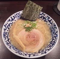 「【限定】 本枯れ鰹の超一番ダシらー麺：750円」@東京駅 斑鳩の写真