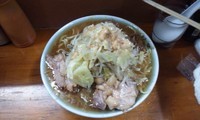 「国産豚ラーメン　ヤサイ」@ラーメン富士丸 板橋南町店の写真