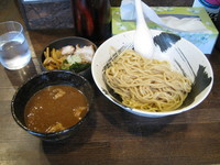 「もつつけ麺：750円」@おとんば製麺所の写真