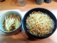 「つけ麺昆布醤油味」@小麦と肉 桃の木の写真