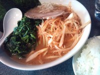 「ネギらーめん＋青菜＋ランチサービスライス」@麺や片平の写真