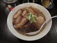 「特製肉煮干らーめん」@Wasted Time ～feat.楽々～の写真