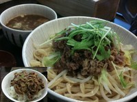 「肉つけそば 中盛　850円＋サービスライス」@麺 ten しばふの写真