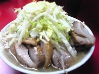 「大豚ラーメン　ニンニク」@ラーメン二郎 中山駅前店の写真