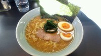 「ラーメン（中盛）700円＋とろ玉子100円」@匠家 ひたちなか店の写真