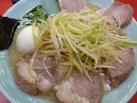 「チャーシューメン（玉子トッピング）ネギ丼付」@かいざん 西船橋店の写真