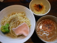 「トマトつけ麺（並盛）＋リゾット」@伝家 志木店の写真