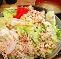 「レタスチャーハン+半餃子(670円+140円)」@伝説のすた丼屋 高田馬場店の写真