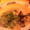 博多とんこつラーメン（普通）＋ピザ玉＋手羽煮＋飲み物