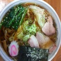 ワンタン麺　７９０円