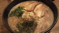 「濃厚豚ブラック」@仙川らーめん ばかたれの写真