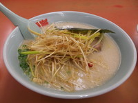 「濃厚プレミアム塩とんこつ780円期間限定ｸｰﾎﾟﾝでネギ増し」@ラーメン山岡家 佐野店の写真