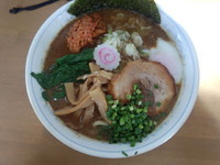 「辛味噌豚骨らーめん」@MENYA 食い味の道有楽の写真