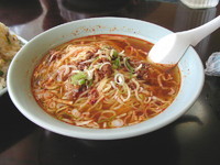 「四川ラーメン(大辛)」@華龍飯店の写真