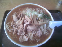 「味噌ホルモン中華（大盛） 750+150円」@麺専門店 アラキの写真