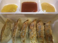 「味噌だれ餃子 ￥400」@さくら 池袋餃子スタジアムの写真