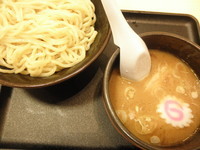 「つけ麺（中盛300ｇ）　「750円」」@山岸一雄製麺所 IY三郷店の写真