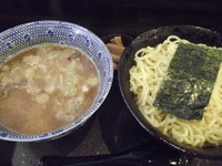 「豚骨魚介つけ麺（中盛300ｇ）700円　あつもり」@麺処 みどりの写真
