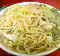 「小らーめん豚入り(ニンニク・アブラ)750円」@ラーメン二郎 茨城守谷店の写真